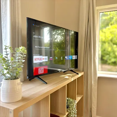 Comfort By The Sea Apartment Cobh