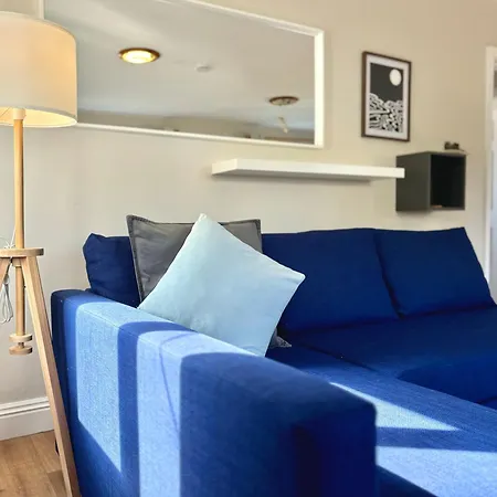 Apartment Comfort By The Sea