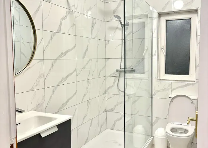 Comfort By The Sea *